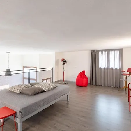 Loft 292 Apartment
