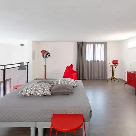 Loft 292 Apartment
